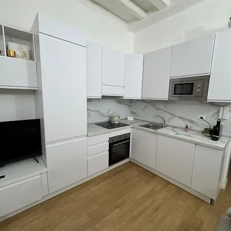 Station Cozy Flat דירה *